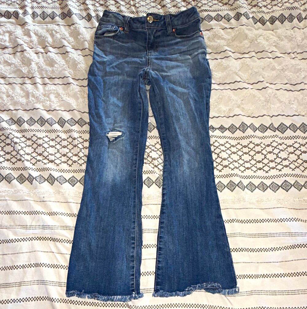 Cat & Jack Girls Flared Jeans Size 8 Blue Medium Wash Denim Stretch Pockets